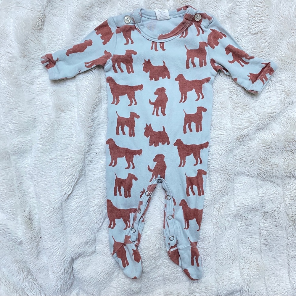 Kate Quinn NB organic cotton dog patterned footie